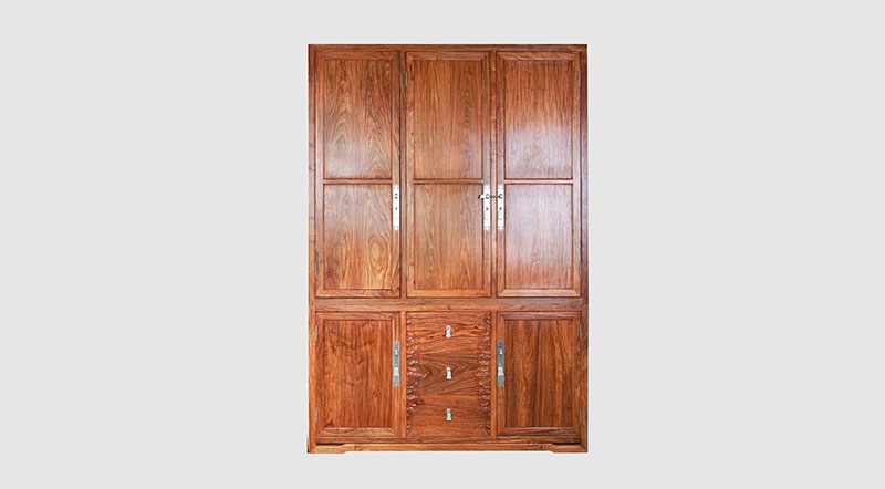 衡东中式实木三门衣柜家具效果图